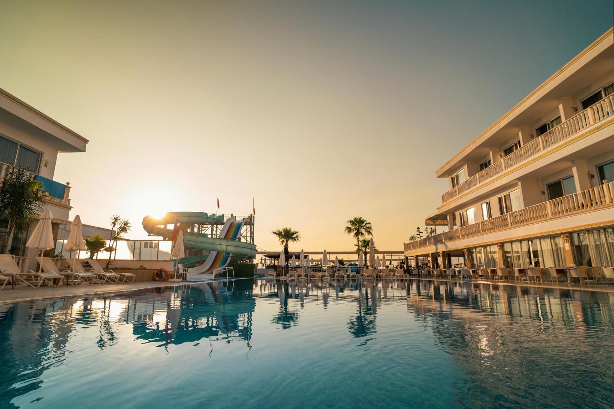 Complex Sl La Perla Kemer *