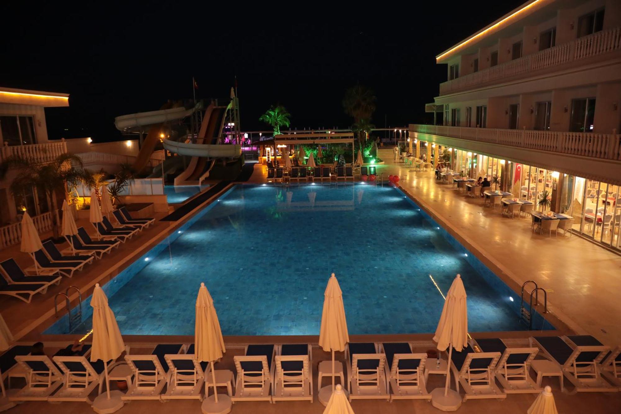 אתר נופש Sl La Perla Kemer